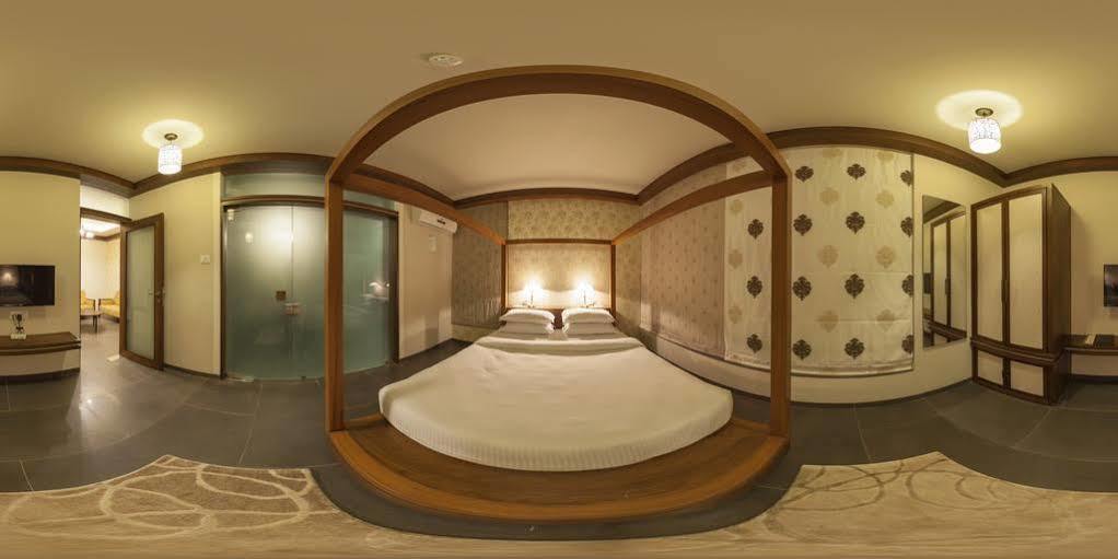 Hotel K Tree - A Boutique Hotel Kolhapur Exterior foto